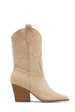 Load image into Gallery viewer, Ivory Cowgirl Boots