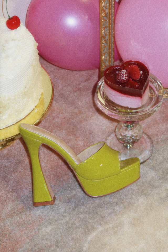 Load image into Gallery viewer, Jianna Platform Heel Mules - Lime