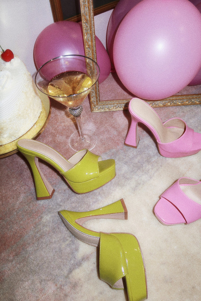 Load image into Gallery viewer, Jianna Platform Heel Mules - Lime