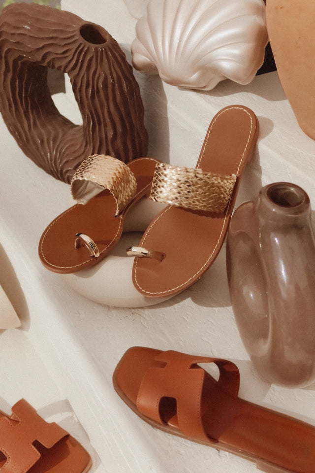 Load image into Gallery viewer, Julissa Slip On Sandals - Gold