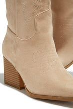 Load image into Gallery viewer, Khaki Boots