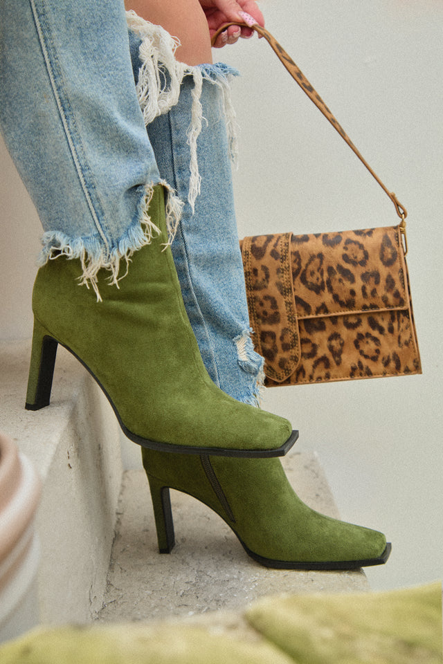 Load image into Gallery viewer, Laylah Ankle Boots - Green