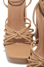 Load image into Gallery viewer, Lelia Platform Block Heels - Nude