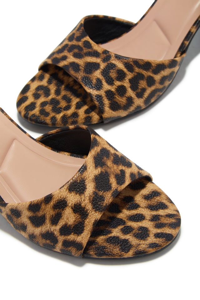 Load image into Gallery viewer, Leslee Single Sole Mule Heels - Leopard