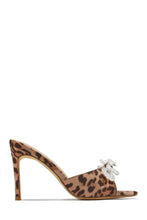 Load image into Gallery viewer, Leopard Slip On Mule Heels