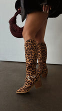 Load image into Gallery viewer, Zelia Western Cowgirl Boots - Leopard