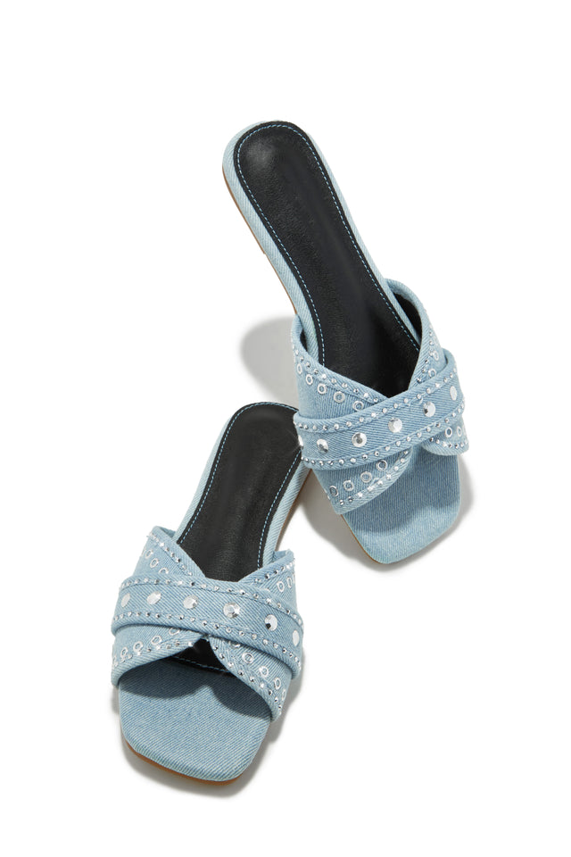 Load image into Gallery viewer, Aya Slip On Sandals - Light Denim
