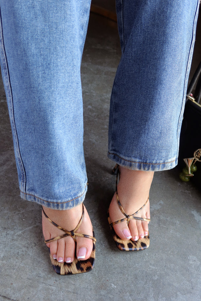 Load image into Gallery viewer, Mely Mid Heel Mules - Leopard