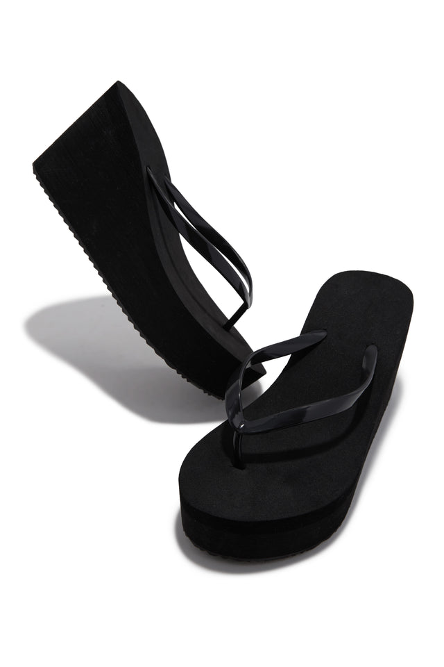 Load image into Gallery viewer, Lizzie Platform Thong Sandals - Black