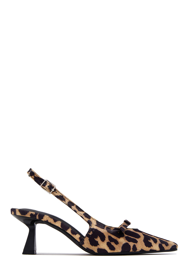 Load image into Gallery viewer, Amaya Slingback Mid Heel Pumps - Leopard