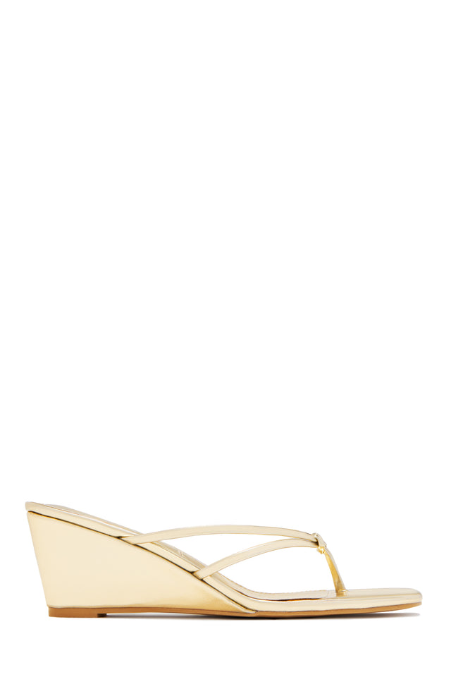 Load image into Gallery viewer, Mimosa Thong Strap Single Sole Wedges - Gold