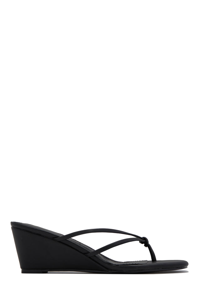 Load image into Gallery viewer, Mimosa Thong Strap Single Sole Wedges - Black