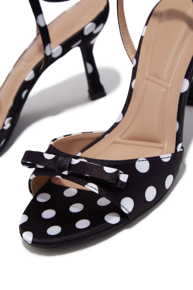 Load image into Gallery viewer, Sofia Polka Dot Single Sole Heels - Black
