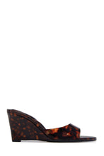 Load image into Gallery viewer, Zuri Slip On Wedges - Tortoise