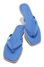 Load image into Gallery viewer, Lani Thong Sandals - Blue