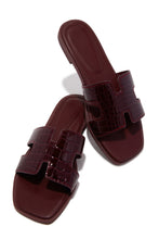 Load image into Gallery viewer, Elara Flat Slip On Sandals - Wine Croc