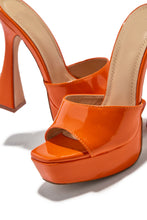 Load image into Gallery viewer, Jianna Platform Heel Mules - Orange