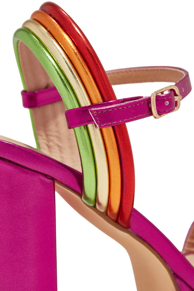 Load image into Gallery viewer, Adjustable Buckle Closure