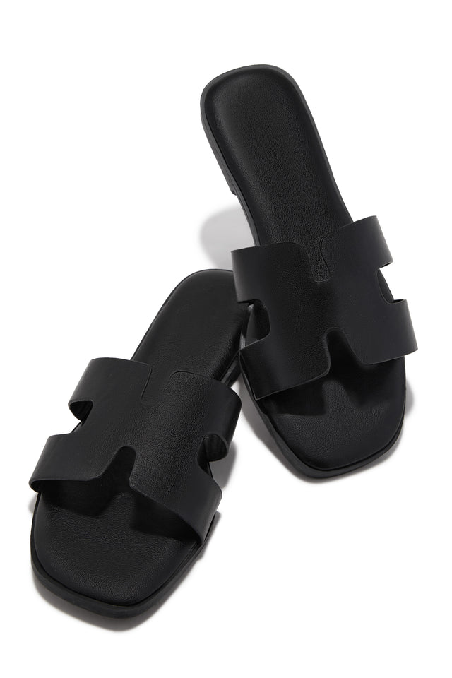 Load image into Gallery viewer, Emery Flat Slide Sandals - Black