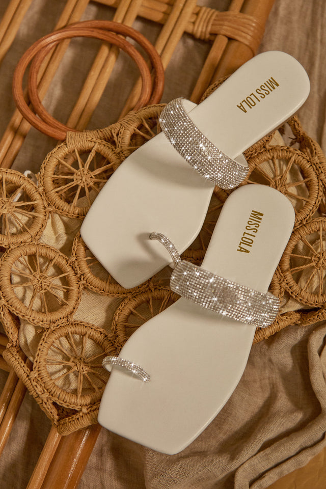 Load image into Gallery viewer, Cabana Beach Embellished Slip On Sandals - White