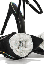 Load image into Gallery viewer, Embellished White Flower