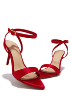 Load image into Gallery viewer, Nora Single Sole Heels - Red