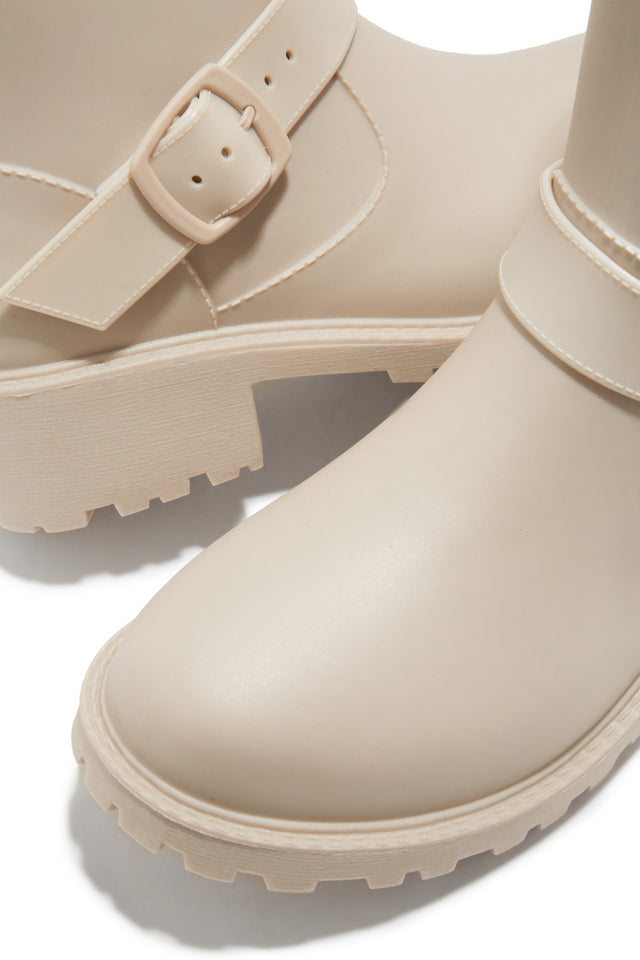 Load image into Gallery viewer, Stormy Water Resistant Rain Boots - Nude