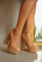 Load image into Gallery viewer, Hanna Platform Block Heels - Nude