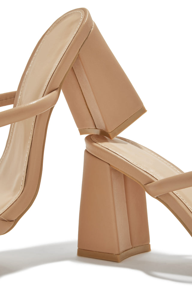 Load image into Gallery viewer, Yesenia Block Mid Heel Mules - Nude