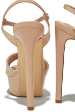 Load image into Gallery viewer, Paulina Platform High Heels - Nude
