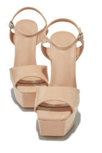 Load image into Gallery viewer, Paulina Platform High Heels - Nude