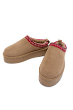 Load image into Gallery viewer, Cozy Weather Slip On Platform Flats - Oatmeal