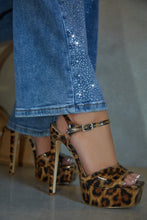 Load image into Gallery viewer, Paulina Platform High Heels - Leopard