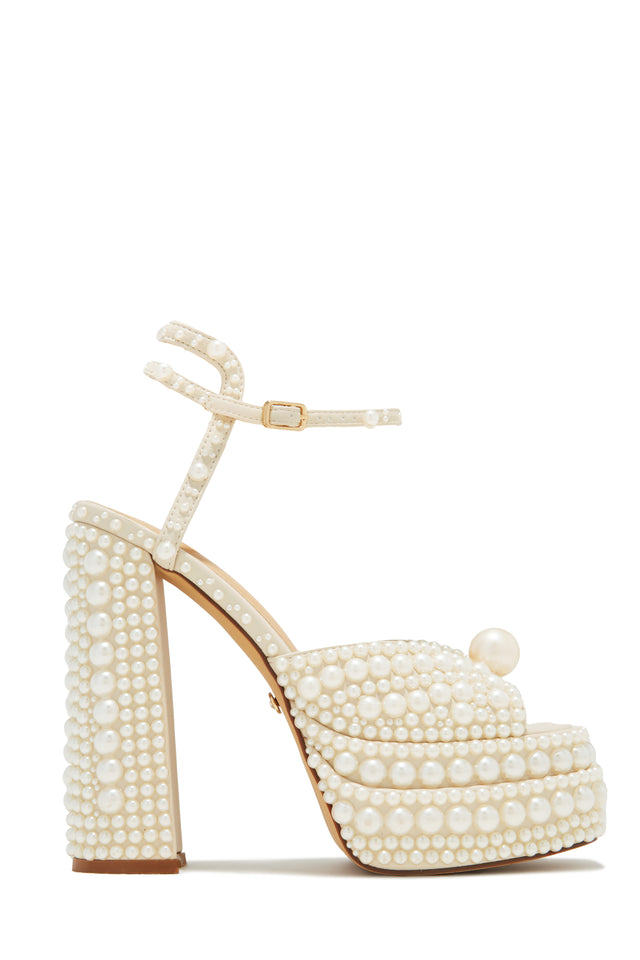 Load image into Gallery viewer, White Pearl Chunky Heels