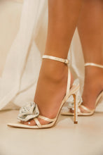 Load image into Gallery viewer, Rose Embellished Rose High Heels - Ivory