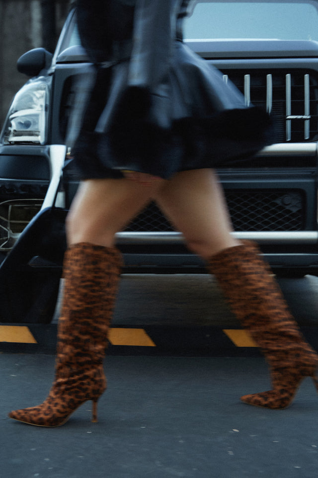 Load image into Gallery viewer, Shyla Knee High Boots - Leopard