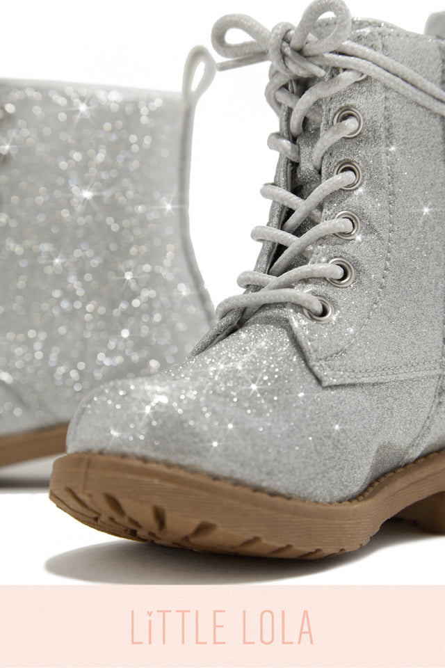 Load image into Gallery viewer, Mini Attitude Kids Glitter Lace Up Combat Boots - Silver