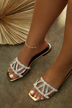 Load image into Gallery viewer, Women Wearing Slip On Sandals