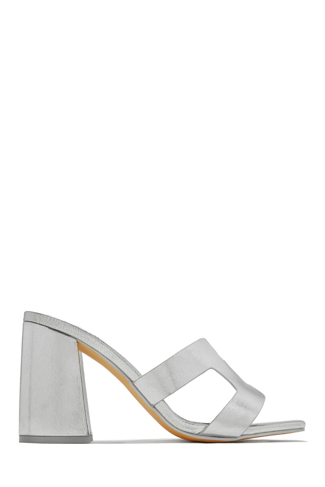 Load image into Gallery viewer, Silver-Tone Block Heel Mules