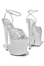 Load image into Gallery viewer, Sapphire Platform High Heels - Silver