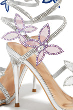 Load image into Gallery viewer, Butterfly Patch Single Sole Coil Heels
