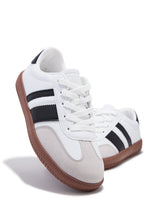 Load image into Gallery viewer, Around Town Lace Up Sneakers - White