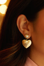 Load image into Gallery viewer, Adoria Heart Embellished Earring - Gold