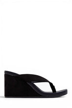 Load image into Gallery viewer, Veronica Slip On Thong Wedges - Black