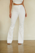Load image into Gallery viewer, Flare spring White Pants