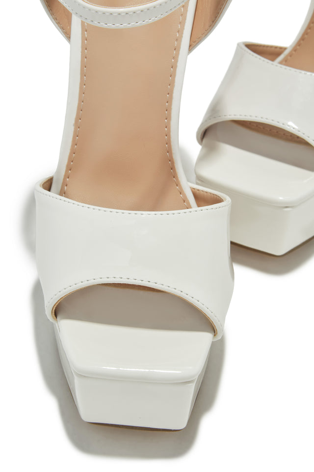 Load image into Gallery viewer, Paulina Platform High Heels - White