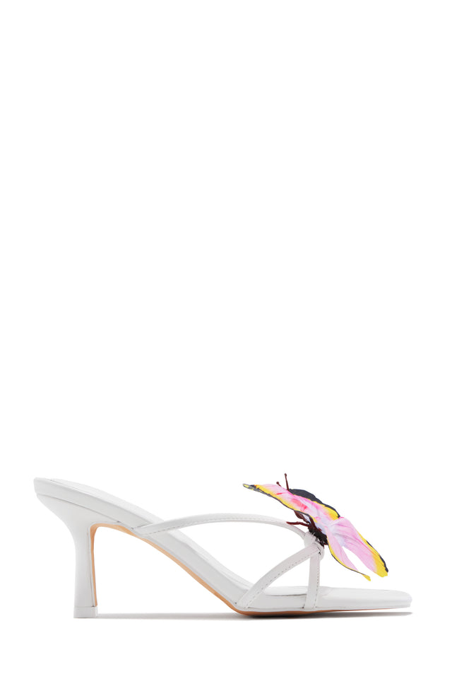 Load image into Gallery viewer, Social Butterfly Mid Heel Mules - White