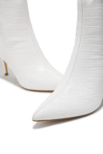 Load image into Gallery viewer, Chrissy Mid Heel Boots - White