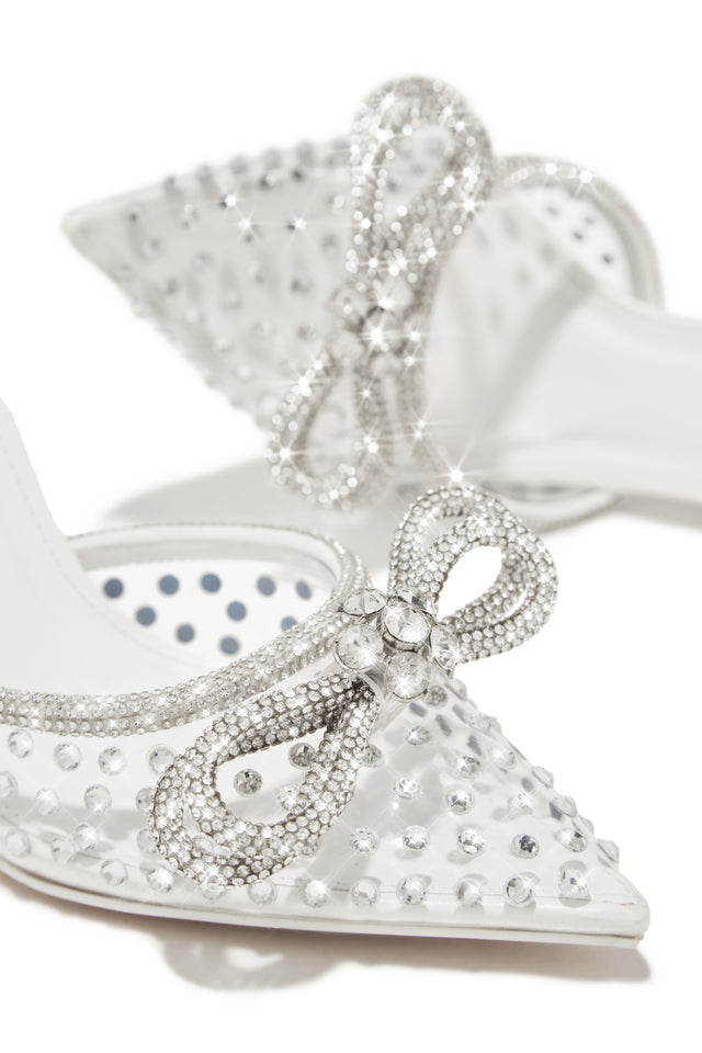 Load image into Gallery viewer, Elina Embellished Ankle Strap Pumps - White