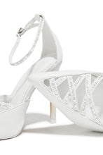 Load image into Gallery viewer, Tanalee Embellished High Heel Pumps - White